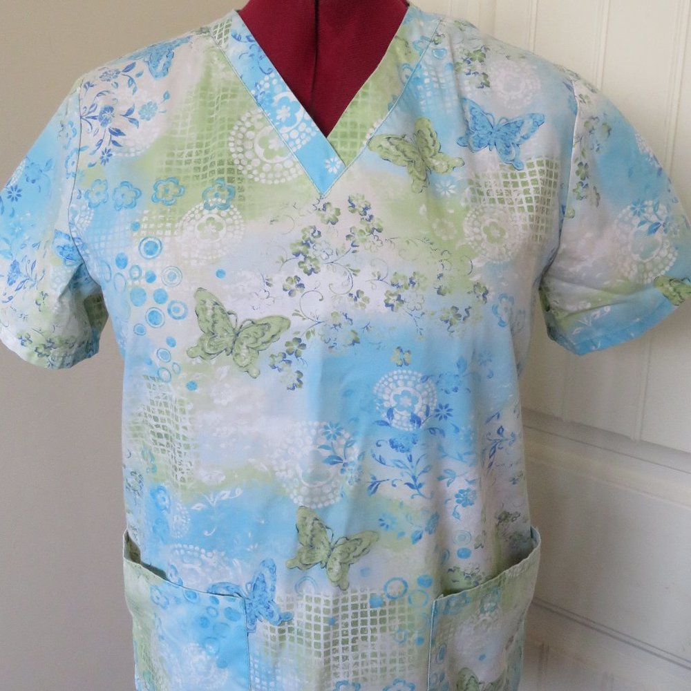 Scrubstar Scrub Top Floral SMALL (Y27)